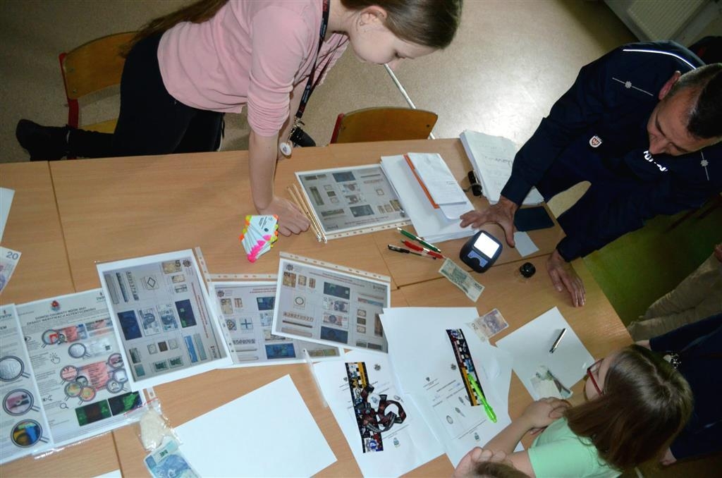 2024.04.19-Kryminalistyka-dla-mlodych-detektywow_13