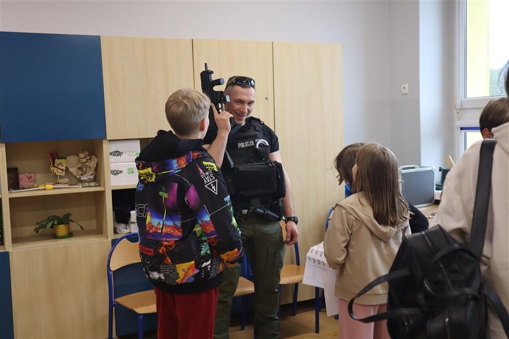 2024.04.19-Narkotyki-skutki-zazywania-przeciwdzialanie_07