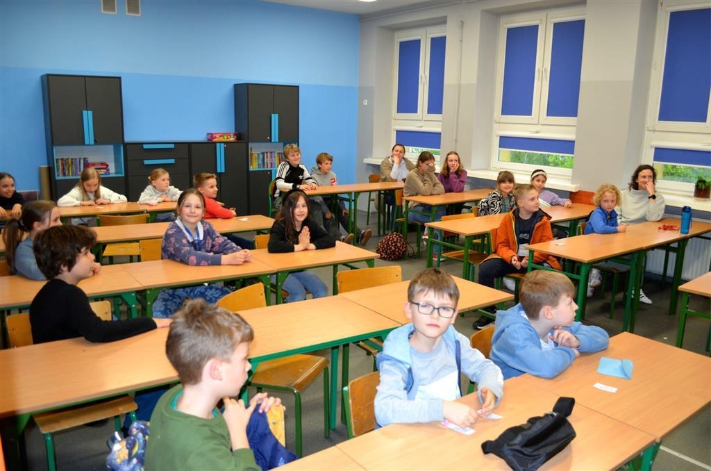 2024.04.19-Zapusc-korzenie-w-swiecie-sledztw_03