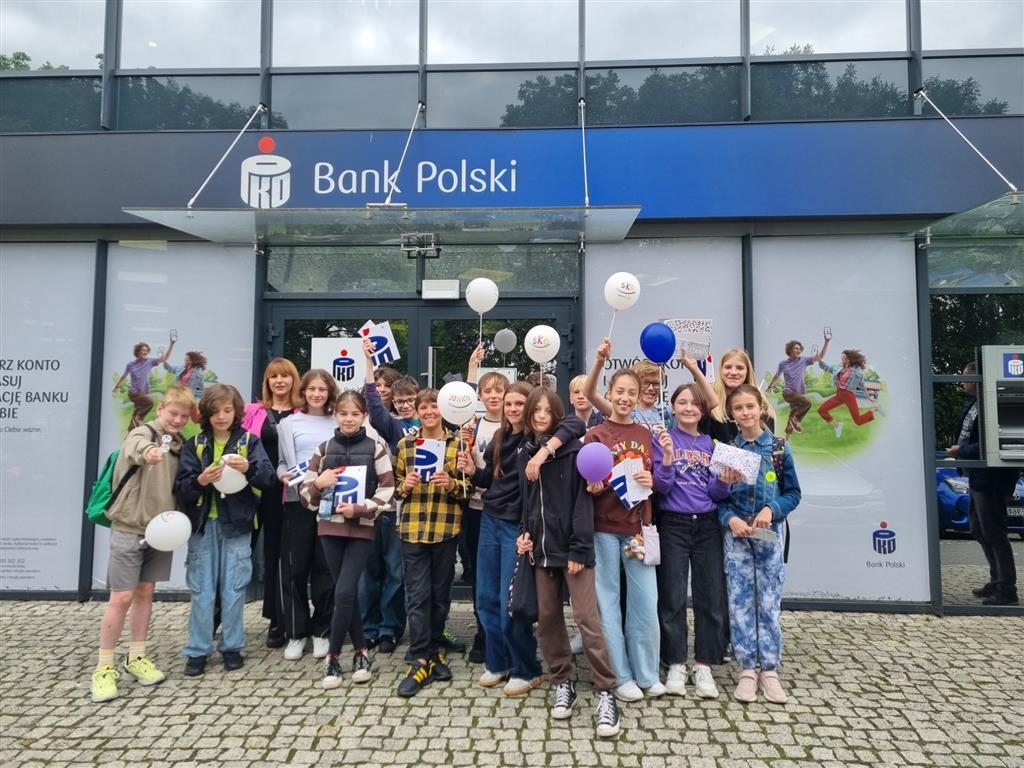 2024.06.04-Wizyta-w-Banku-PKO-BP_01