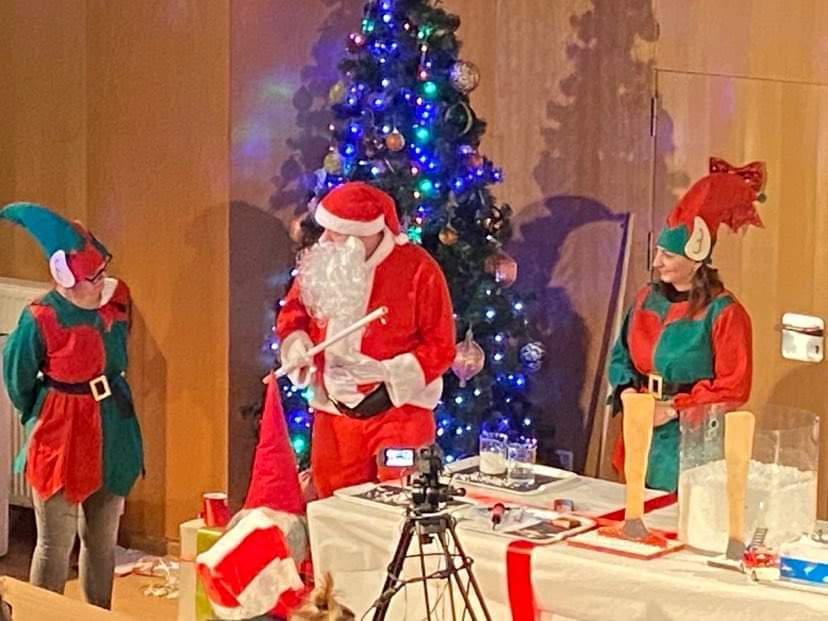 Fizyczna opowieść o Mikołaju i Rudolfie