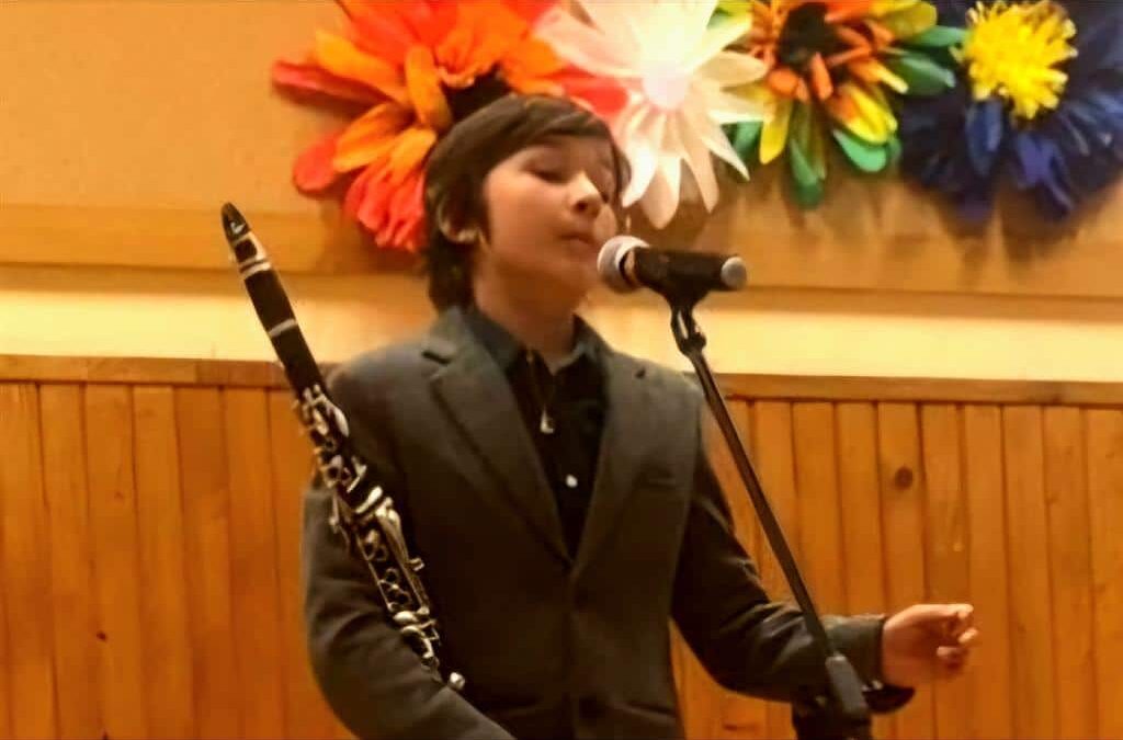 Felicjan Lamch z klasy 7c – laureatem Konkursu piosenki poetyckiej „O poezję trzeba dbać”.